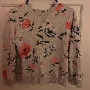 Gray old navy flowered print long sleeve shirt